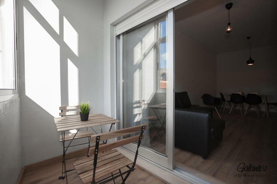 Downtown 3 Bedroom With Balcony - Quiet Street - Family Friendly - Groups Порто Екстериор снимка